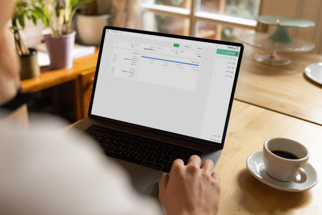 نمایش تحلیل داده و عملکرد قیف فروش با ابزار یکتابات